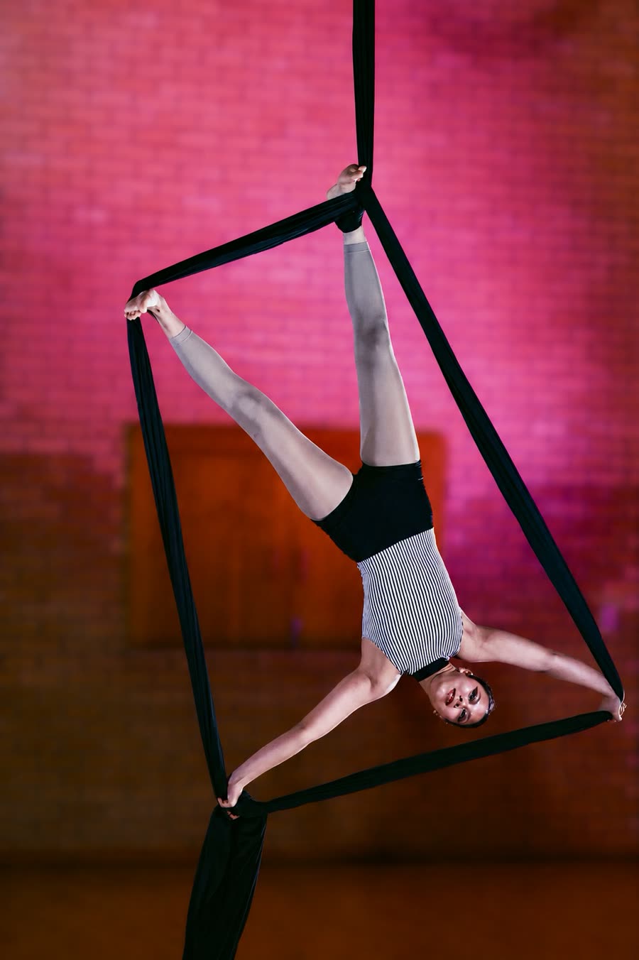 World Champion aerialist performing for Twisted Cirque Live